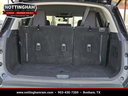 Used 2024 Nissan Pathfinder SV FWD image 9