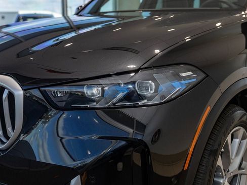 Used 2026 BMW X5 xDrive40i w/ Premium Package image 8