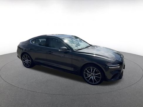 Used 2025 Genesis G70 2.5T image 2