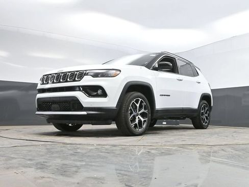 Used 2026 Jeep Compass Limited AWD/4WD image 50