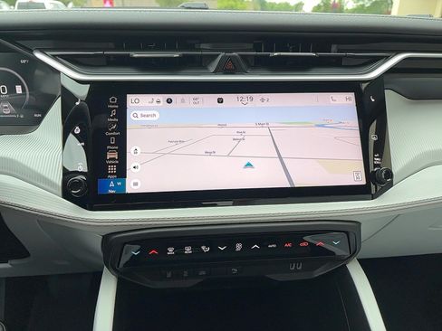 New 2026 Jeep Cherokee Overland AWD/4WD image 31
