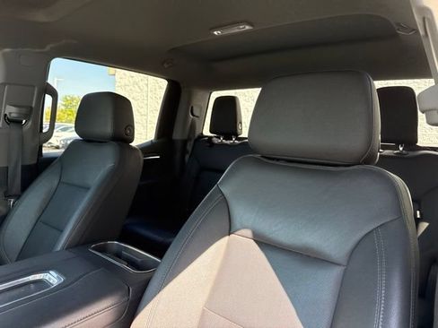 Used 2022 GMC Sierra 1500 SLT w/ SLT Convenience Package AWD/4WD image 12