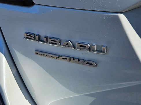 Used 2022 Subaru Outback Touring w/ Popular Package #2 AWD/4WD image 9