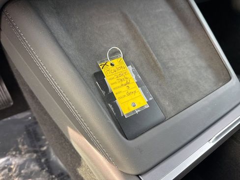 Used 2024 Tesla Model 3 Standard Range image 37