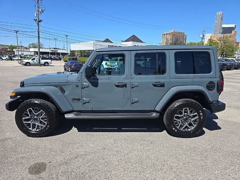 New 2026 Jeep Wrangler Unlimited Sahara AWD/4WD image 6