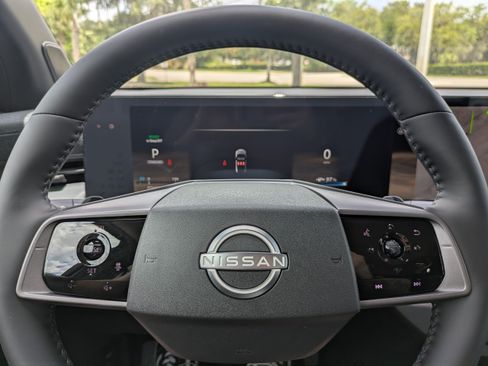 New 2026 Nissan Leaf SV+ w/ Floor Mat Package (SV+) FWD image 29