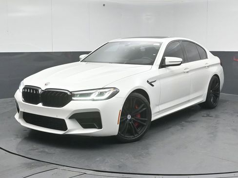 Used 2022 BMW M5 w/ Executive Package image 3