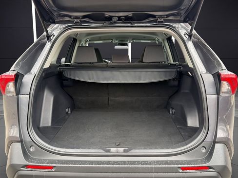 Used 2023 Toyota RAV4 XLE image 22