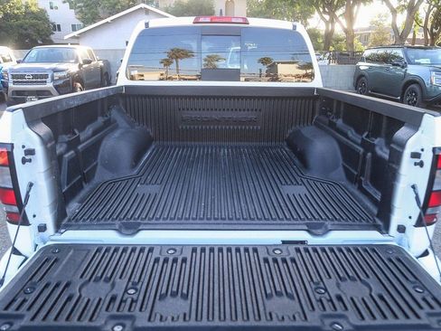 Used 2025 Nissan Frontier SV RWD image 25