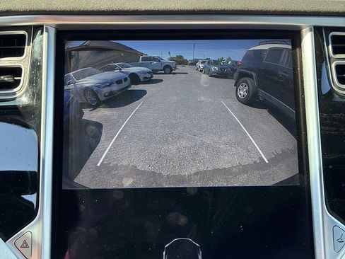 Used 2016 Tesla Model X 90D AWD/4WD image 11