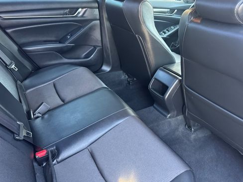 Used 2022 Honda Accord Sport image 32