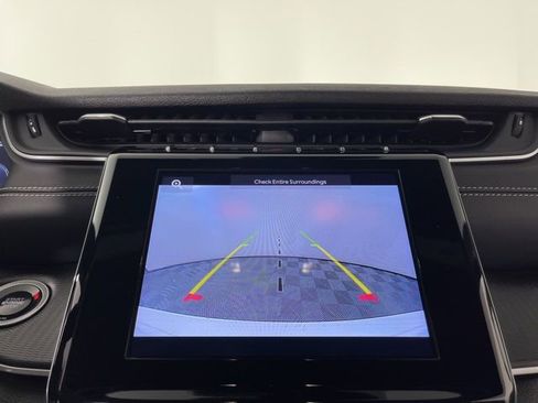 Used 2024 Jeep Grand Cherokee L Laredo image 26