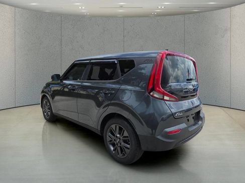 Used 2021 Kia Soul EX FWD image 7