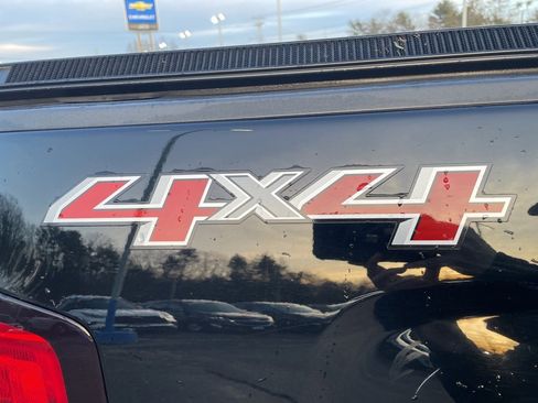 Used 2017 Chevrolet Silverado 1500 LT w/ All Star Edition image 8