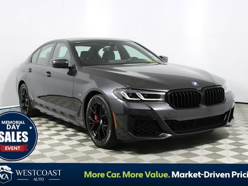 Used 2023 BMW 530e w/ M Sport Package RWD image 1
