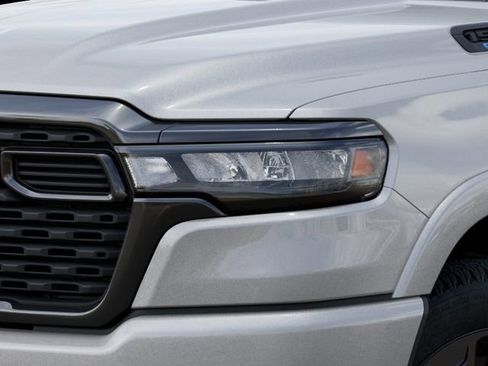 New 2026 RAM 1500 4x4 Crew Cab image 10
