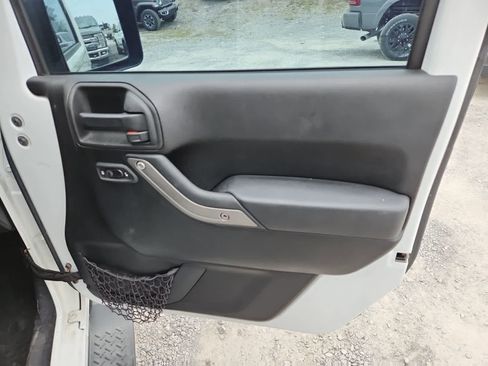 Certified 2017 Jeep Wrangler Unlimited Sport w/ Quick Order Package 24S image 21