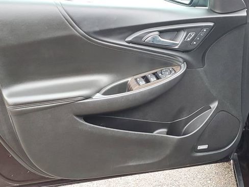 Used 2020 Chevrolet Malibu Premier image 20
