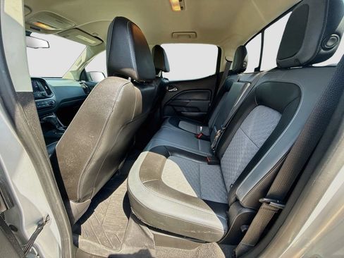 Used 2019 Chevrolet Colorado Z71 AWD/4WD image 27