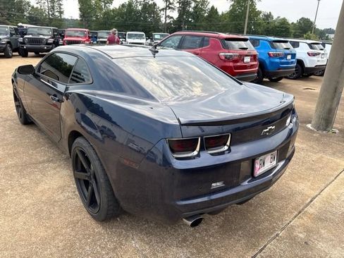 Used 2010 Chevrolet Camaro SS w/ RS Package RWD image 5