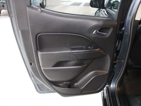 Used 2020 Chevrolet Colorado ZR2 AWD/4WD image 17