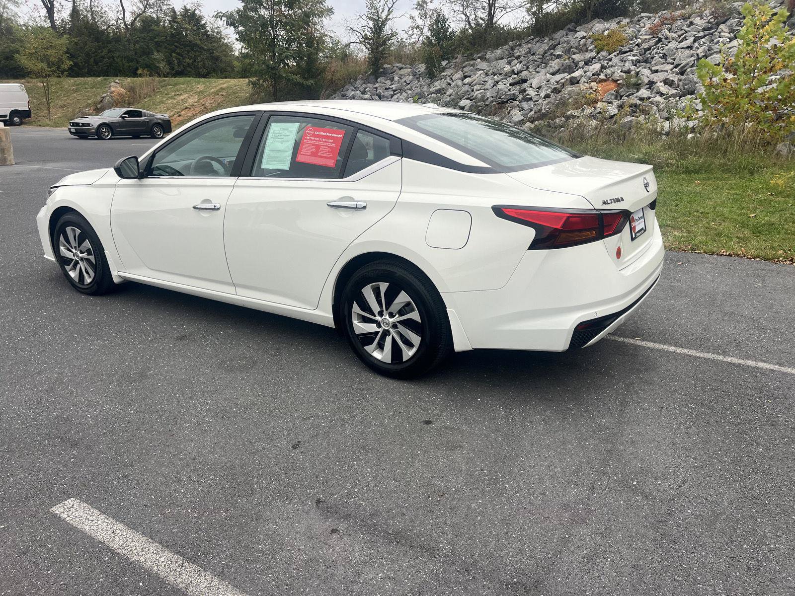 Certified 2025 Nissan Altima 2.5 S FWD image 5