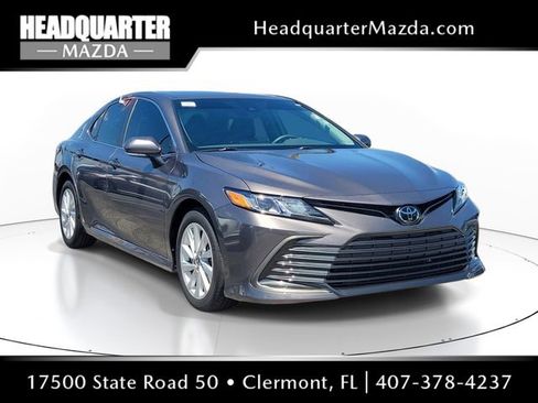 Used 2024 Toyota Camry LE w/ Convenience Package FWD image 1