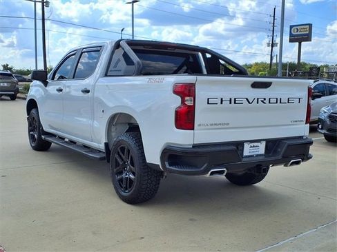 Used 2022 Chevrolet Silverado 1500 Custom Trail Boss w/ LPO, Dark Essentials Package image 3