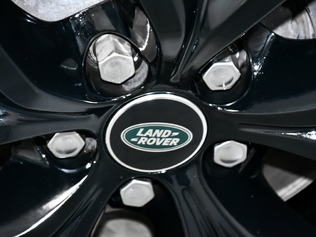 Used 2026 Land Rover Range Rover Velar Dynamic SE AWD/4WD image 95