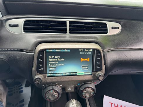 Used 2014 Chevrolet Camaro LT image 10