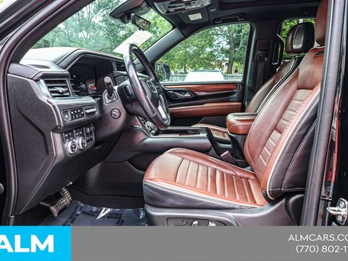 Used 2023 GMC Yukon Denali Ultimate AWD/4WD image 17