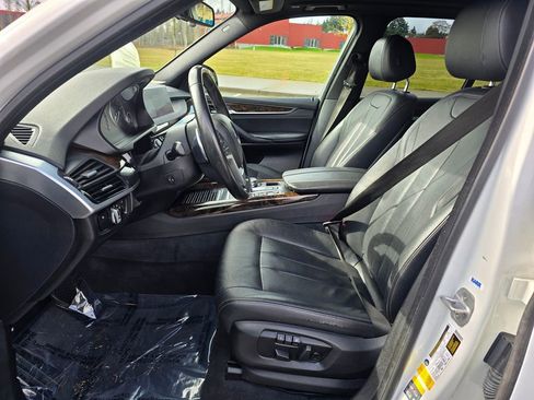 Used 2018 BMW X5 xDrive40e image 12