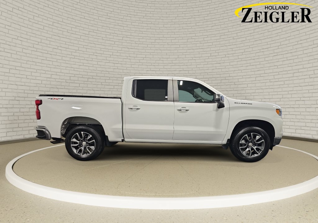 Used 2024 Chevrolet Silverado 1500 LT AWD/4WD image 4