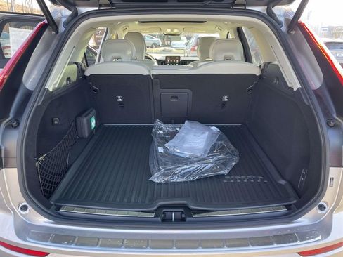 New 2026 Volvo XC60 B5 Ultra w/ Protection Package Premier image 30