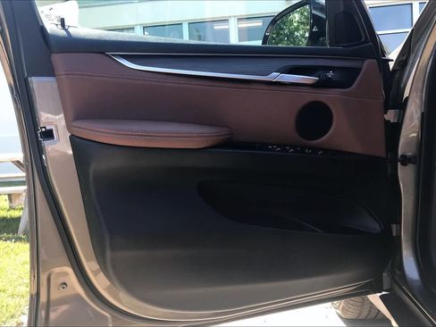 Used 2018 BMW X5 xDrive40e image 21