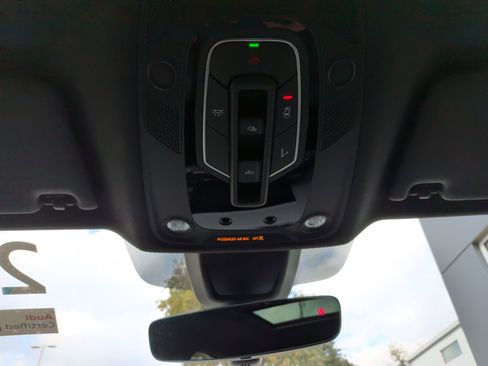 Used 2022 Audi Q5 2.0T Prestige w/ Prestige Package image 27