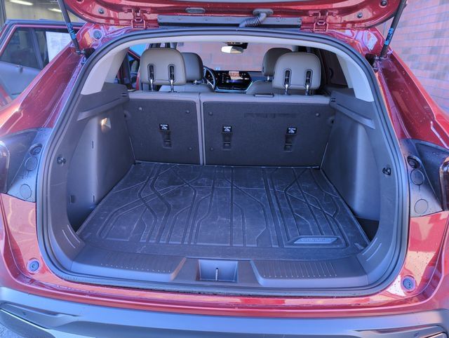 Used 2024 Chevrolet Trax ACTIV w/ Sunroof Package FWD image 22