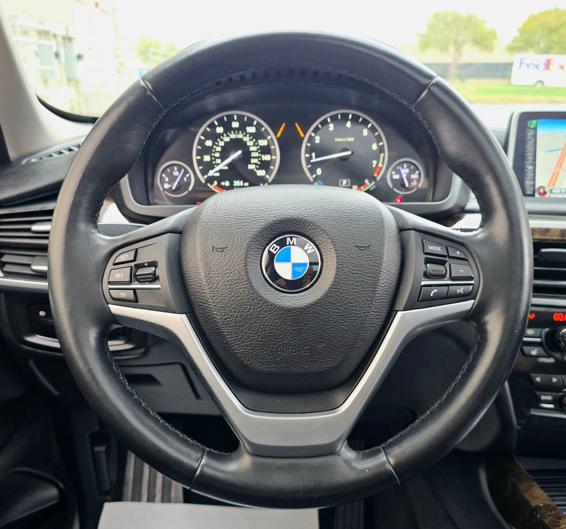 Used 2015 BMW X5 xDrive50i AWD/4WD image 30