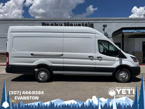 Used 2025 Ford Transit 250 148 High Roof Extended AWD image 2