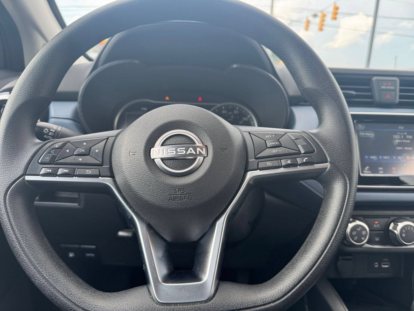 Used 2025 Nissan Versa SV FWD image 25