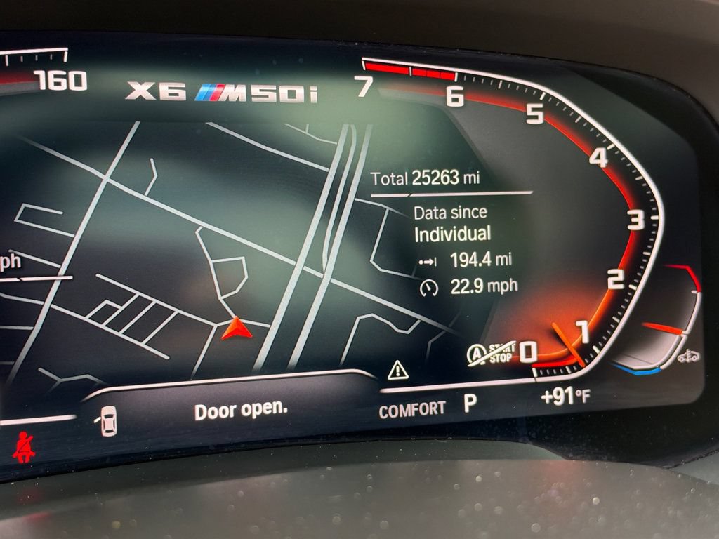 Used 2023 BMW X6 M50i w/ Parking Assistance Package AWD/4WD image 14