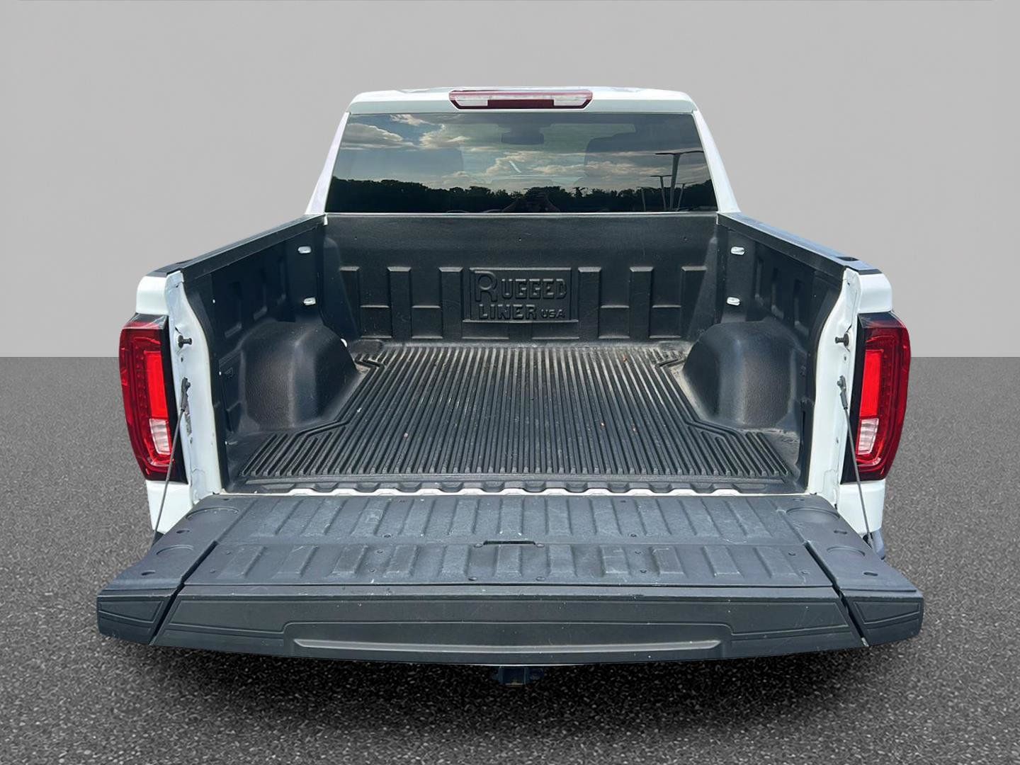 Certified 2025 GMC Sierra 1500 SLT AWD/4WD image 6