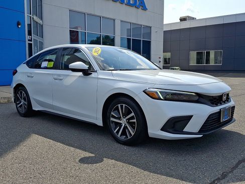 Used 2023 Honda Civic LX image 3