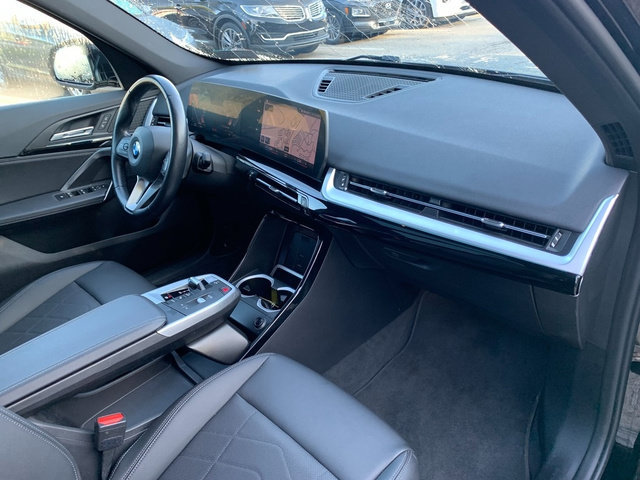 Used 2023 BMW X1 xDrive28i AWD/4WD image 11