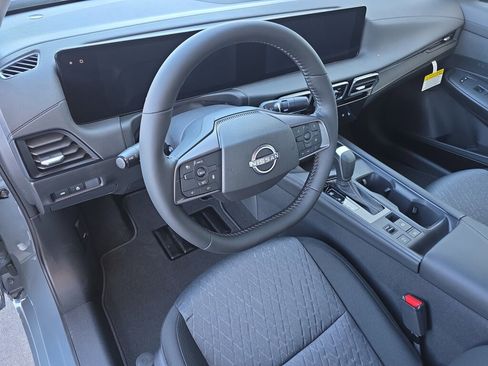 New 2026 Nissan Sentra SV w/ SV Convenience Package FWD image 6