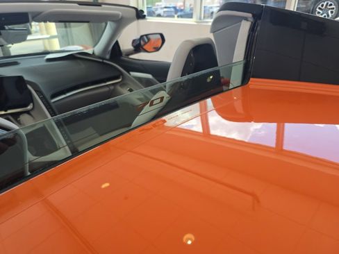 Used 2023 Chevrolet Corvette Stingray Premium Conv w/ Z51 Performance Package RWD image 9