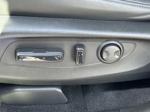 Used 2023 Honda CR-V EX-L image 17