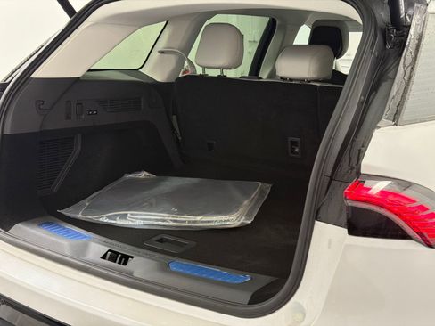 New 2026 Lincoln Nautilus Premier image 8