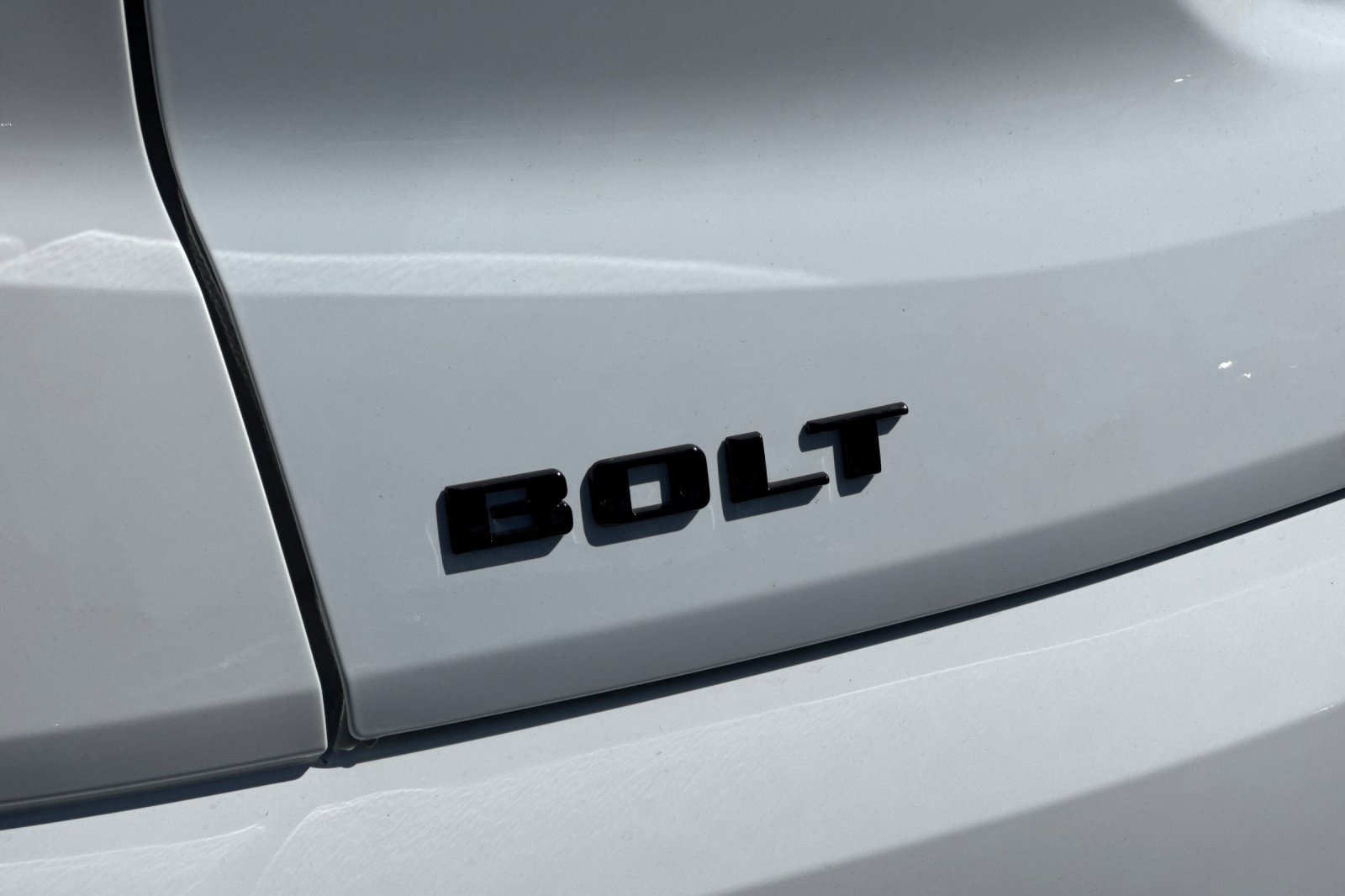New 2027 Chevrolet Bolt LT FWD image 25