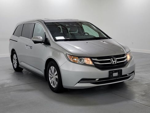 Used 2014 Honda Odyssey EX-L image 2